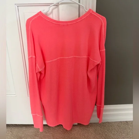 Aerie Offline thermal top - Picture 2 of 3